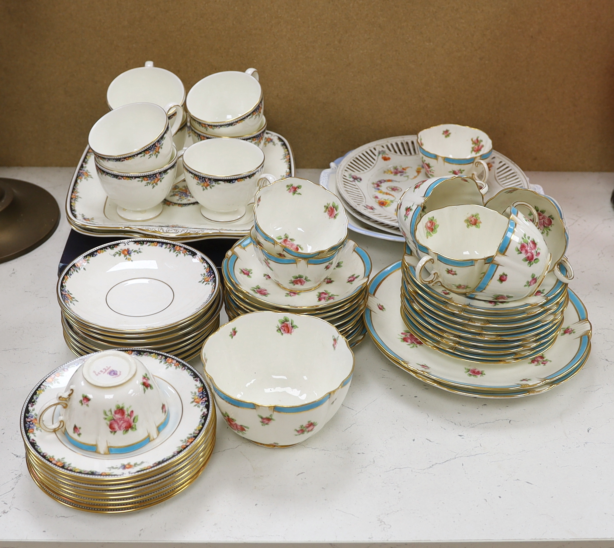 A Wedgwood ‘Osbourne’ reader and a Crescent tea set